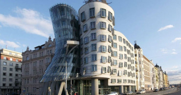 Dans Eden Eviyle Ünlü Prag Şehri!