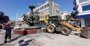 Edirne'de Şehrin Simgesi Olan Heykel Yıkıldı
