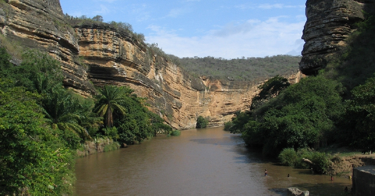 ANGOLA GEZİLECEK YERLER