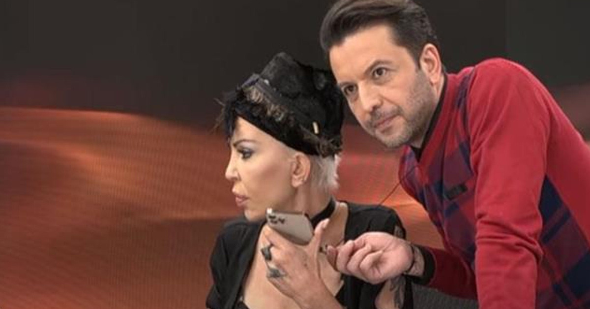 O ünlünün çıplak fotoğraflarını çekti!