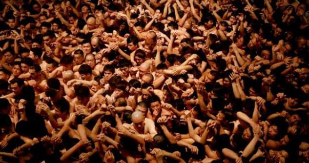 Çıplaklar Festivali Koronavirüs Dinlemiyor