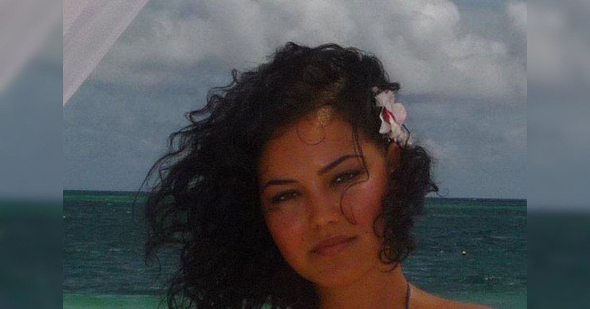 FAHRİYE EVCEN'İN KIZ KARDEŞİ