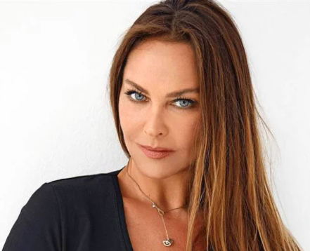 Hülya Avşar - 16 yaşında