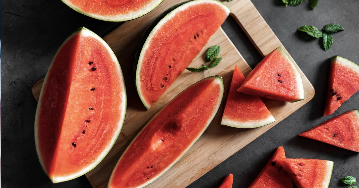 Yaz aylarının vazgeçilmezi: Karpuz