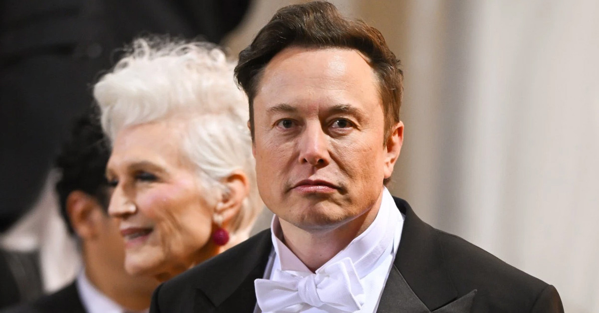 Elon Musk çok sinirlendi