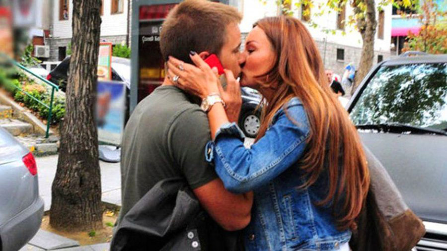  Pınar Altuğ - Yağmur Atacan