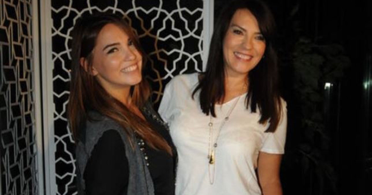 YEŞİM SALKIM VE KIZI GİZEM