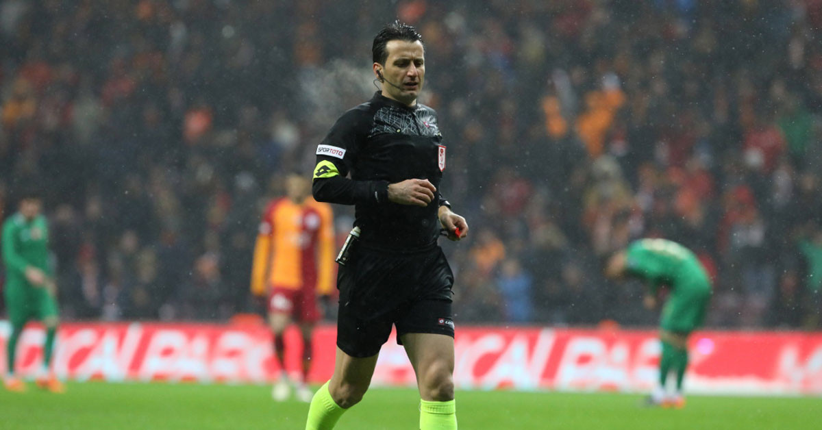 Hangi takımı tutmaktadır?