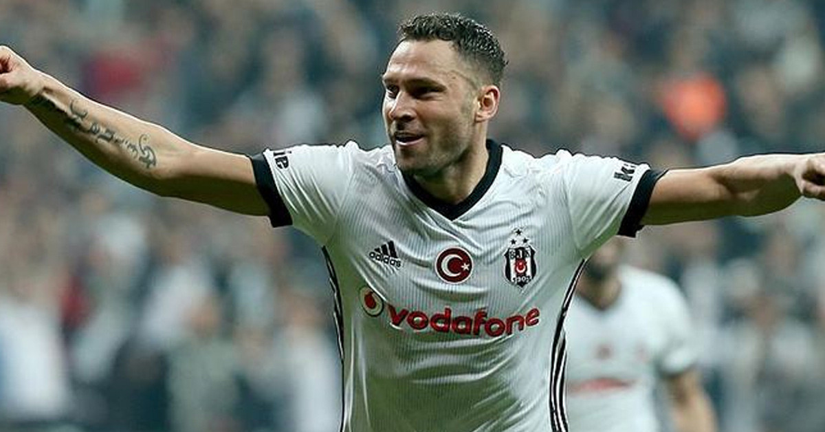 Eski hocasına kulüp arıyor