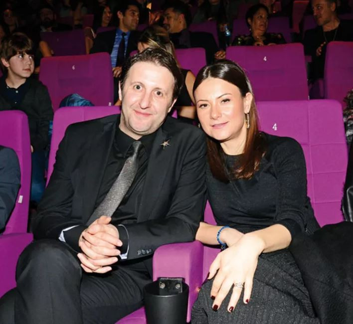 ÜNLÜLER ve EŞLERİ