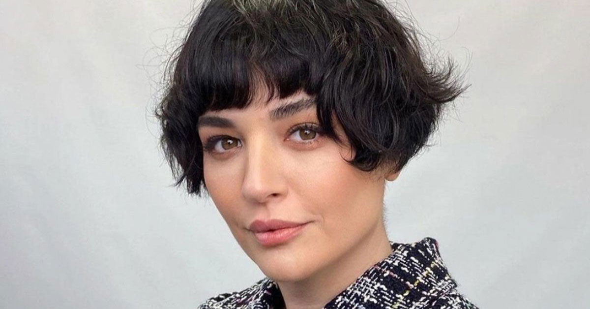 Şu an Kıyafetin İçinde Bile Çile Çekiyorum