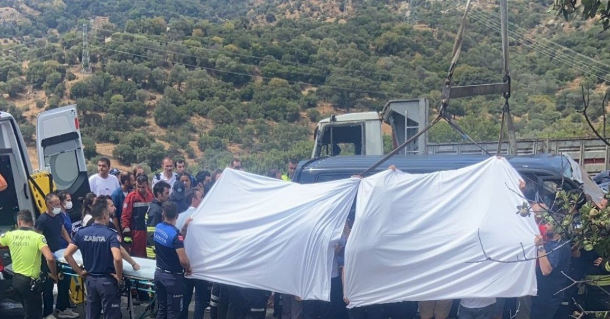 49 yaş küçük sevgilisi