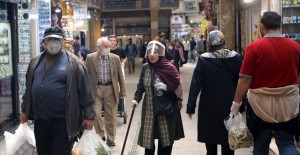 İran'da Covid-19 Salgınında Ölü Sayısı 6 Bin 854'e Çıktı