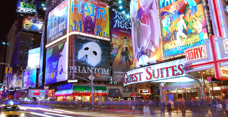 New York Sokaklarından Şaşırtan İnsan Manzaraları