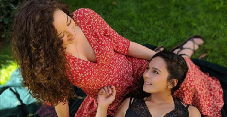 Azra Akın'a Teyze Ziyareti