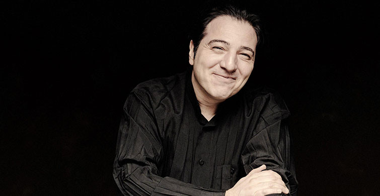 Fazıl Say'ın Kendisini Övmesi Sosyal Medyada Alay Konusu Oldu
