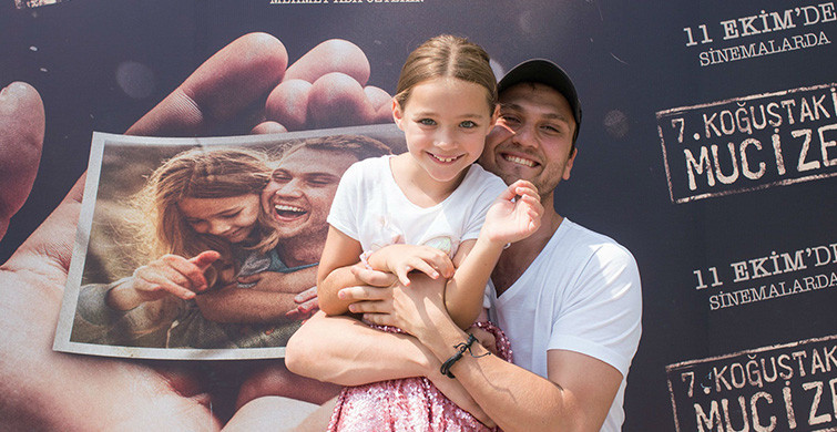 7. Koğuştaki Mucize Filminin Afişi Yayınlandı