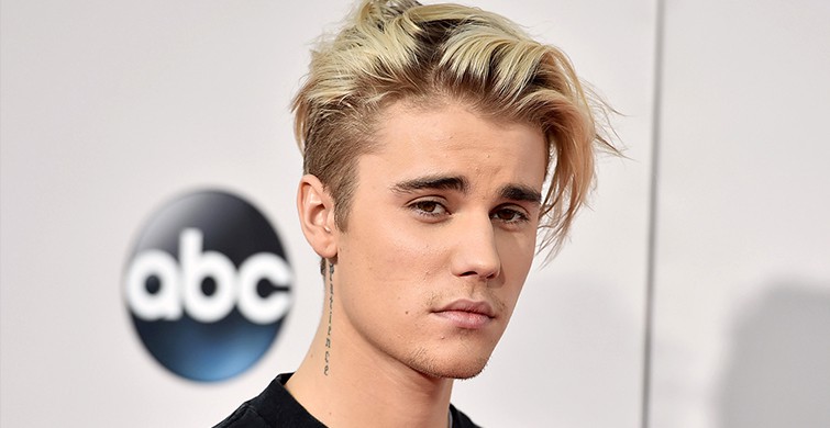 Justin Bieber Evliliğinin Tadını Çıkarıyor