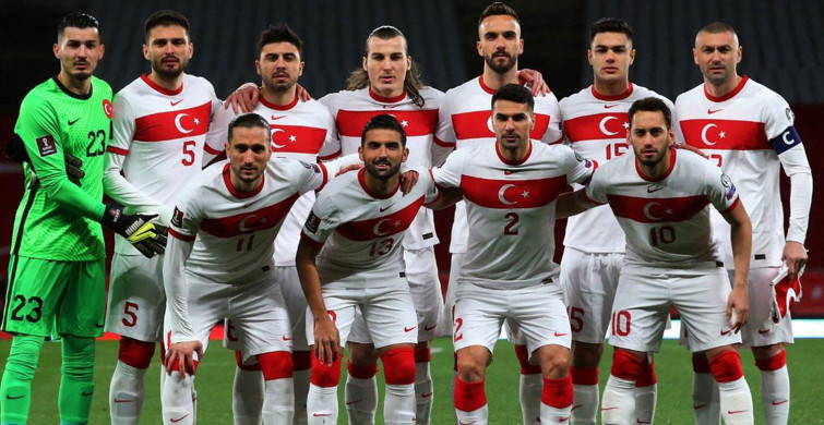 A Milli Takım'ın yıldızı Ozan Kabak uzun süre forma terletemeyecek!