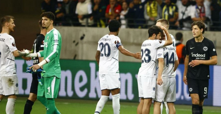 Ajax, Altay Bayındır'ı Transfer Etmek İstiyor!