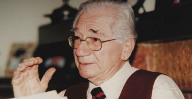 Alaeddin Yavaşca Kimdir?