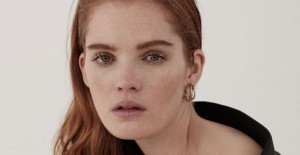 Alexina Graham, Coronavirüs Teşhisiyle Hastaneye Kaldırıldı