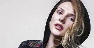 Alina Boz: Boyumla Dalga Geçtiler