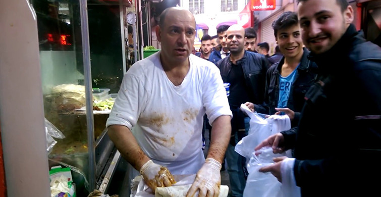 Çiğ Köfteci Ali Usta'nın Yıllar Önceki Görüntüleri Sosyal Medyayı Salladı