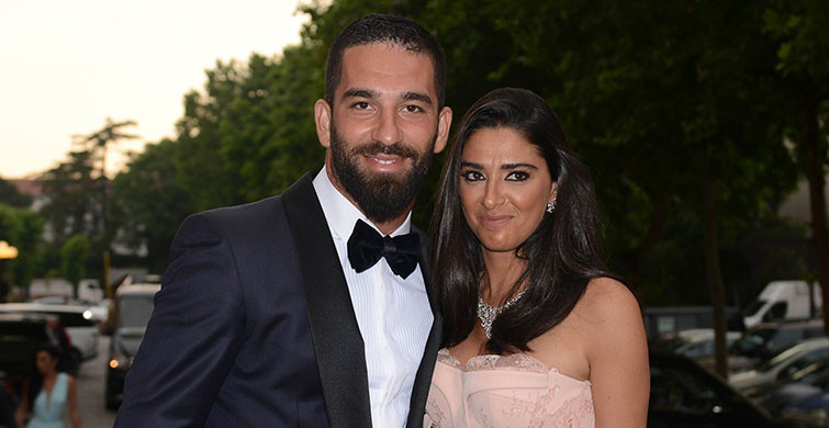 Arda Turan ve Aslıhan Doğan’ın İkinci Bebeklerinin Cinsiyeti Belli Oldu