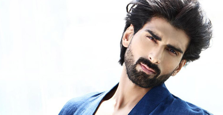Akshay Dogra Kimdir? Akshay Dogra Boyu Kaç, Kilosu Kaç, Aslen Nereli, Sevgilisi Kimdir?