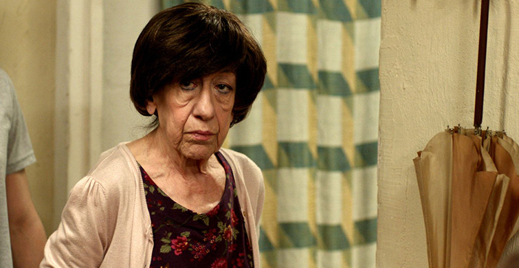 Ayşen Gruda'nın Kardeşlerinin de Ünlü Olduğu Ortaya Çıktı