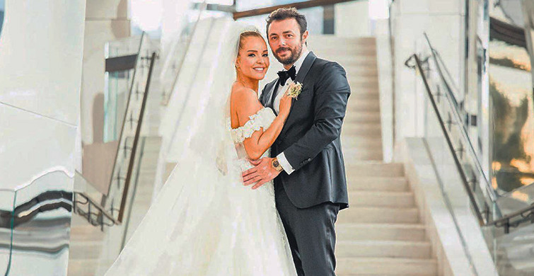 Ünlü Şarkıcı Bengü Hamile mi?