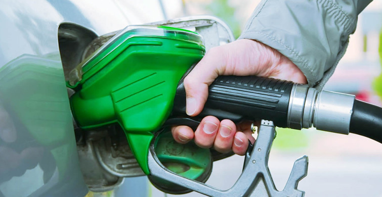 Benzine Yüzde 80 Oranında Zam Geliyor
