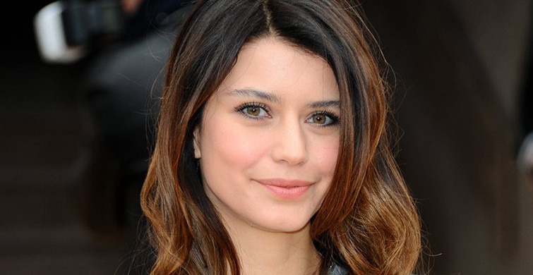 Beren Saat Evliliğiyle İlgili Soruları Geçiştirdi