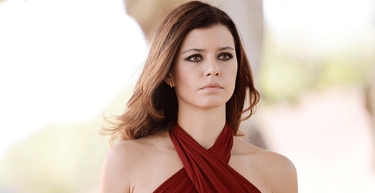 Beren Saat'in Rolünü Özge Özpirinçci Kaptı!