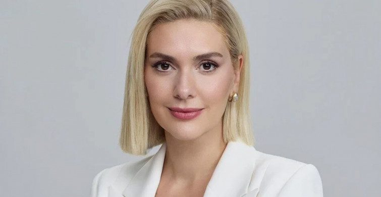 Bergüzar Korel'den ünlü isimle akrabalık bağı itirafı: Kimse tahmin edemezdi!