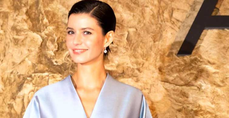 Beren Saat Yeni Projesini Açıkladı