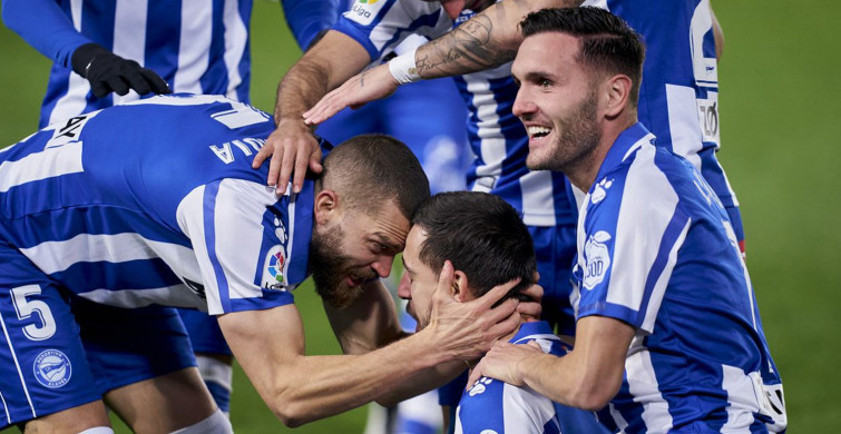 Beşiktaş, Lucas Perez’i Transfer Etmek İstiyor!