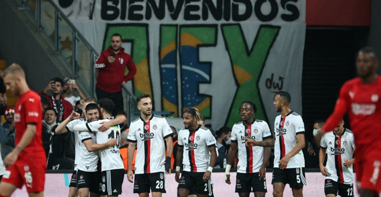 Beşiktaş'ta Güven Yalçın İle İlgili Sıcak Gelişmeler Yaşanıyor!