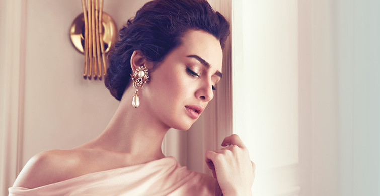 Birce Akalay Iguana Paylaşımıyla Dikkat Çekti