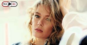 Burcu Biricik Şiir Okudu