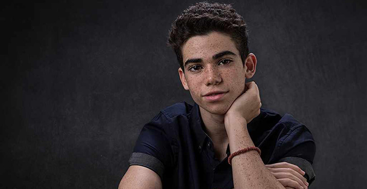 Cameron Boyce Kimdir? Cameron Boyce Boyu Kaç, Kilosu Kaç, Aslen Nereli, Sevgilisi Kimdir?
