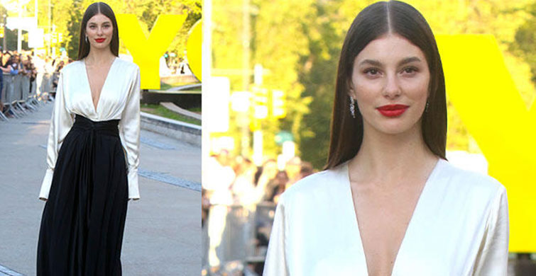 Di Caprio'nun Sevgilisi Camila Morrone'un Stili Mercek Altında