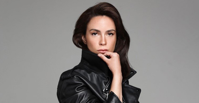 Cansu Kurtçu, Makyajsız Haliyle Objektif Karşısına Geçti