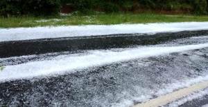 Çatalca'da Dolu Yağdı! Yollar Beyaza Büründü
