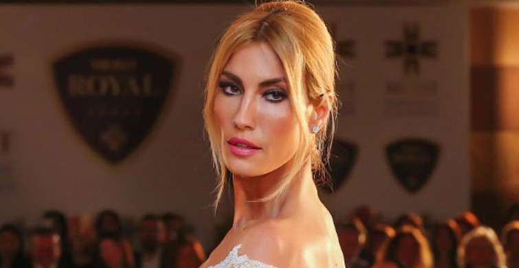 Çağla Şıkel Takipçisine Verdiği Cevapla Dikkat Çekti