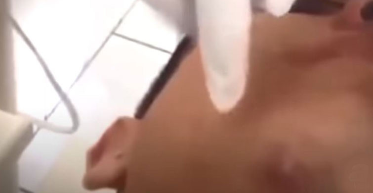 Çenesindeki Şişliği Sivilce Sandı Gerçek ise Dehşete Düşürdü