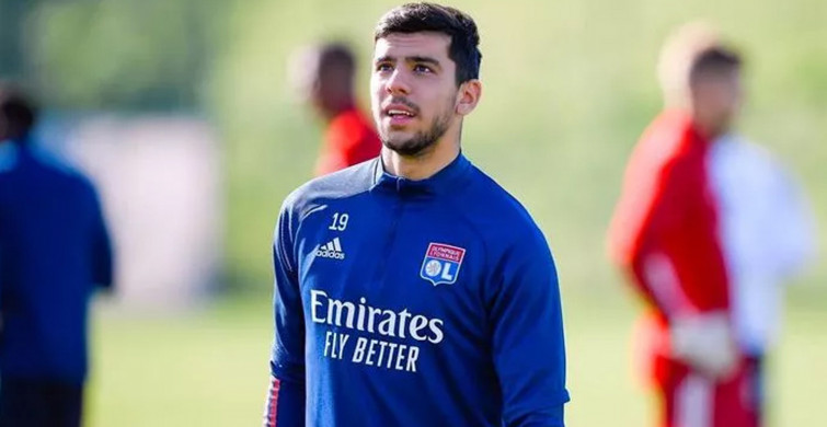 Cenk Özkacar, Trabzonspor'un Kendisine Transfer Teklifi Yaptığını Söyledi!