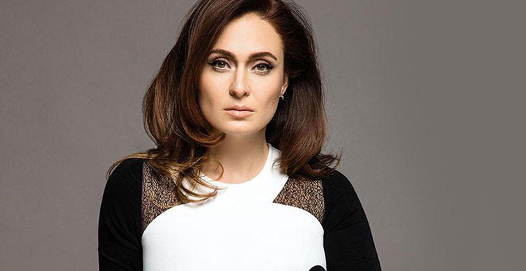 Ceyda Düvenci'den Anlamlı Mesaj