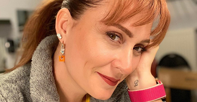 Ceyda Düvenci Oyunculuğa Nasıl Başladığını Anlattı